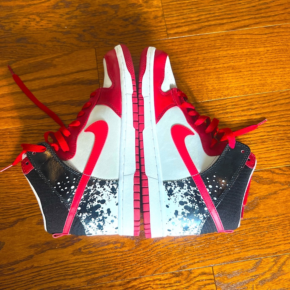 Nike Dunk High Premium - Size 8 Used